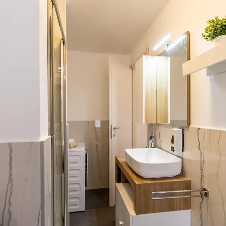 Golden - Luxury ☆☆☆☆☆ - 100m From The * Baveno