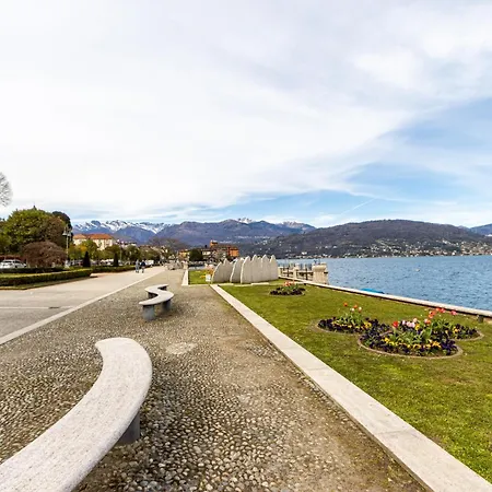 Golden - Luxury ☆☆☆☆☆ - 100m From The Appartement Baveno
